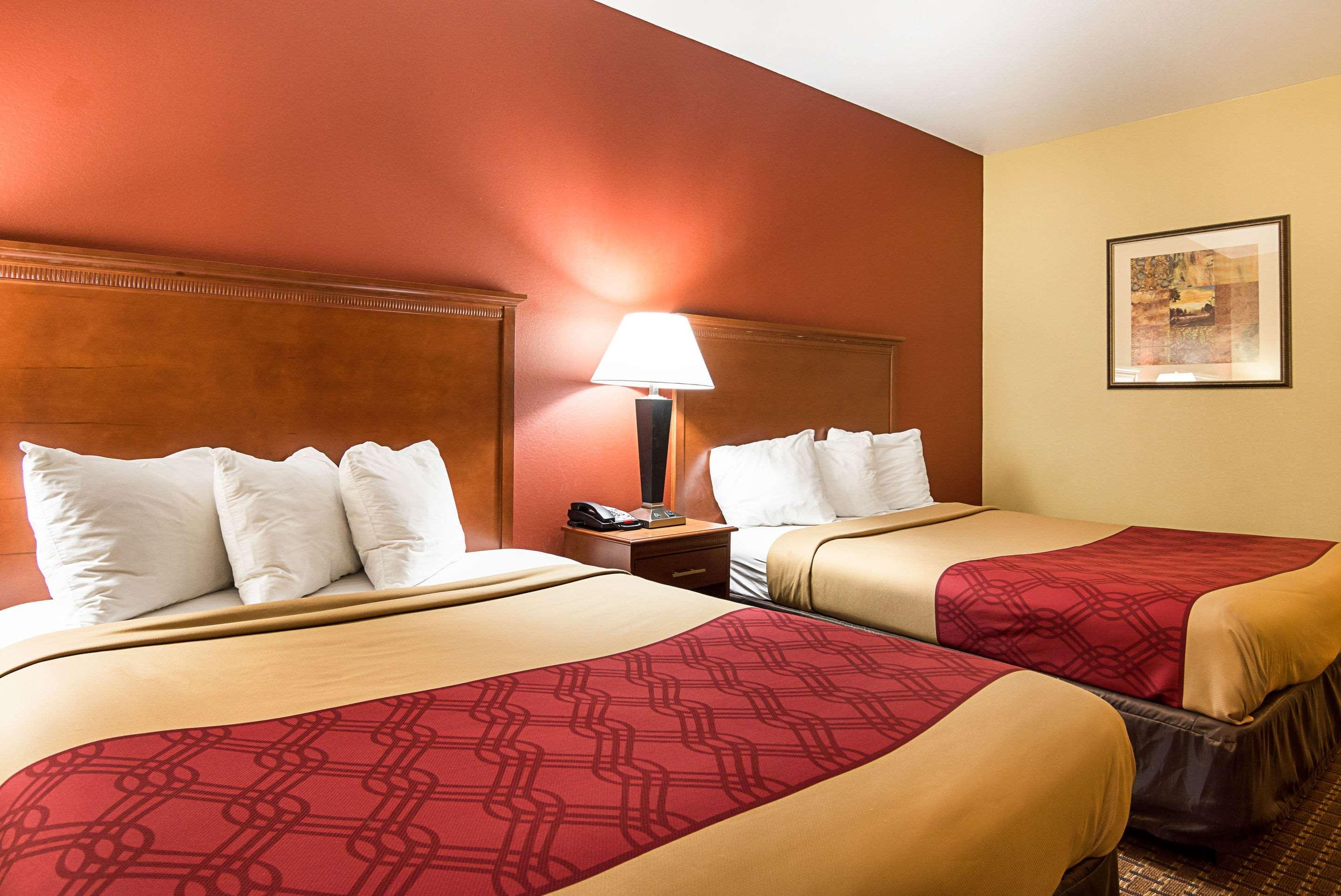 Econo Inn&suites Sw 2*